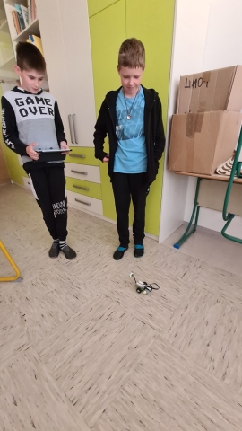 DD03