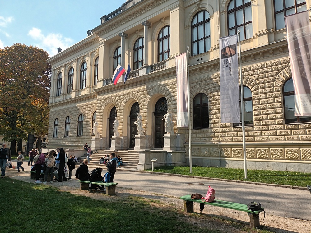 KDL02